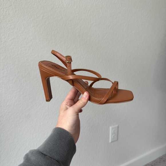 cognac brown strappy heels - Picture 3 of 7